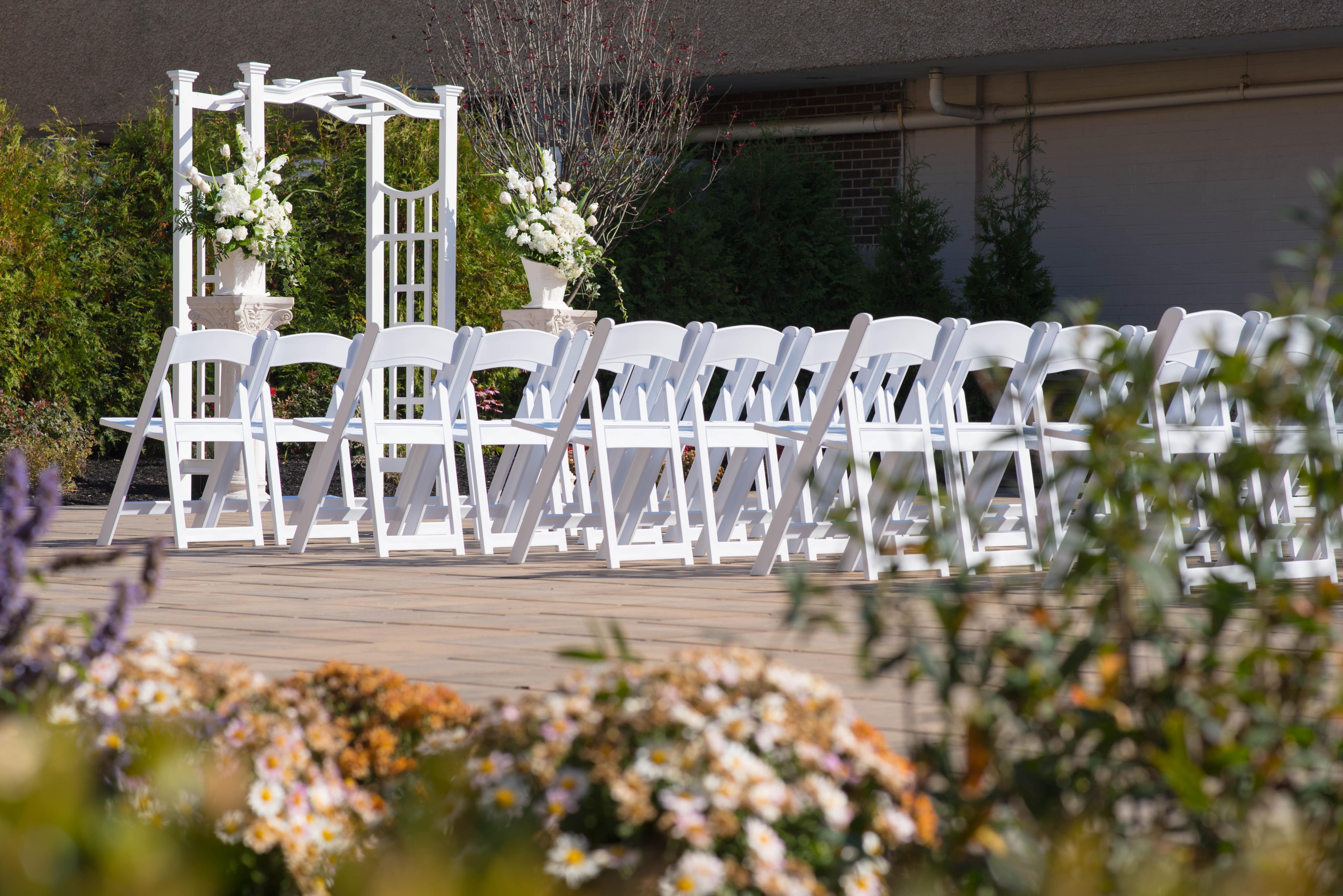 Holiday Inn East Windsor By Ihg Hightstown Exterior photo