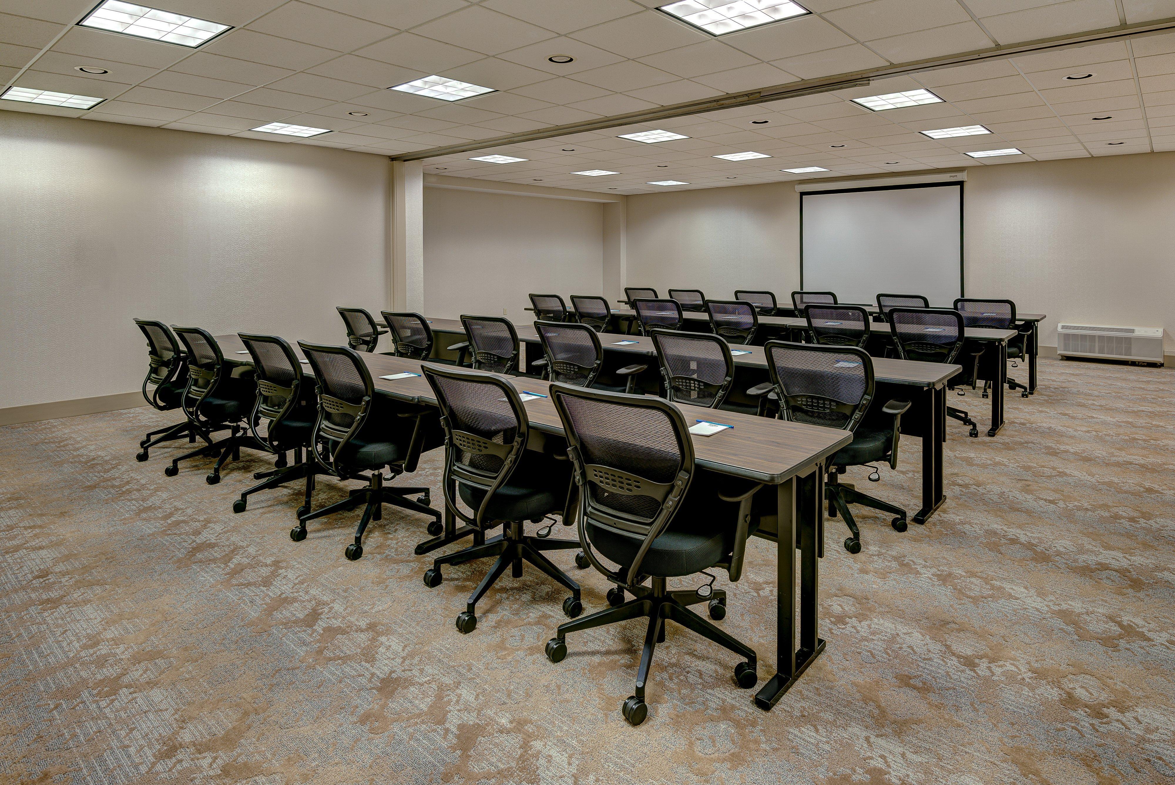 Holiday Inn East Windsor By Ihg Hightstown Exterior photo