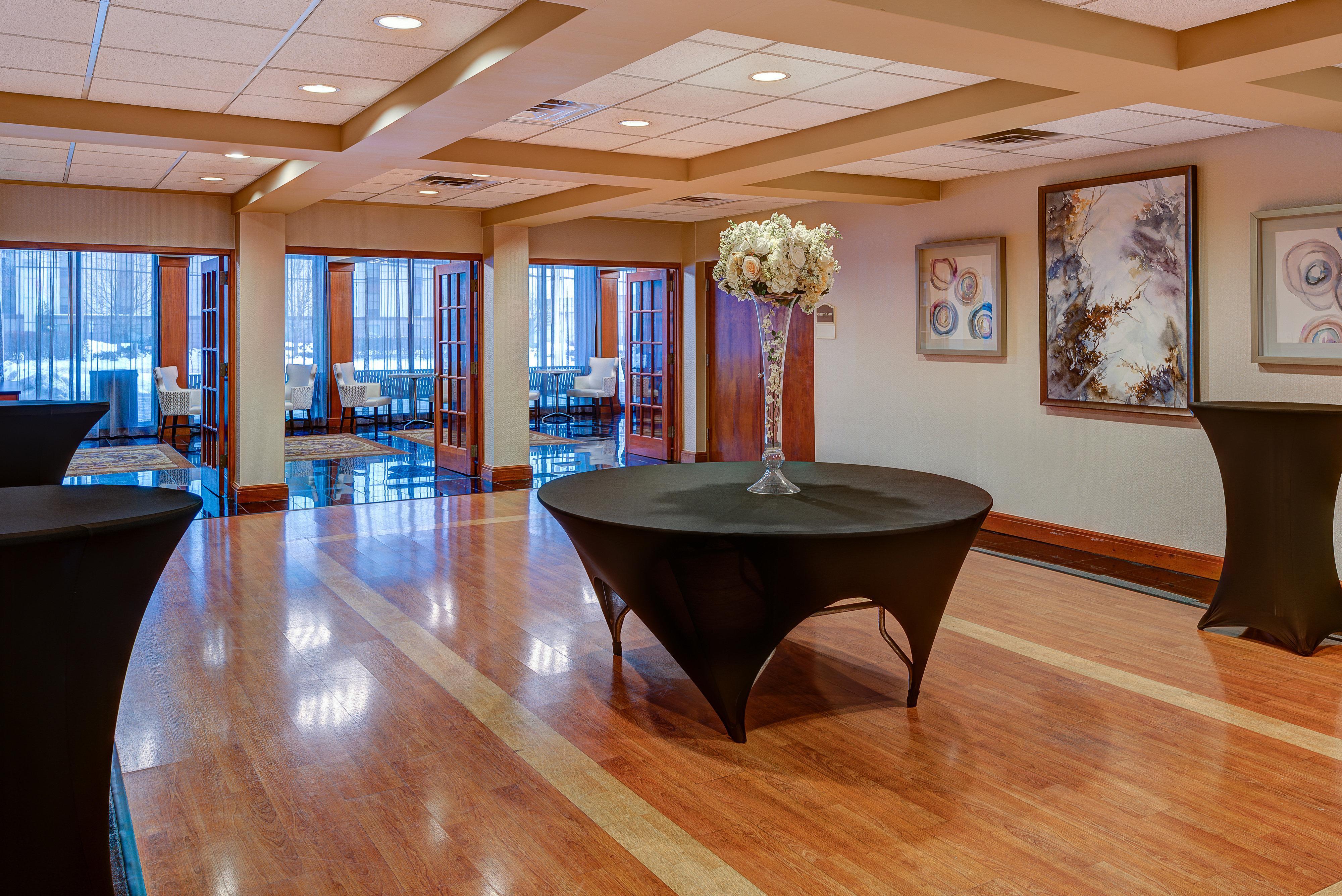 Holiday Inn East Windsor By Ihg Hightstown Exterior photo