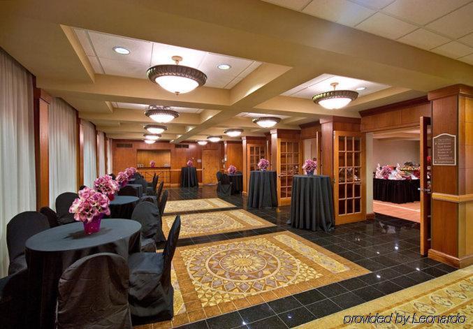 Holiday Inn East Windsor By Ihg Hightstown Interior photo